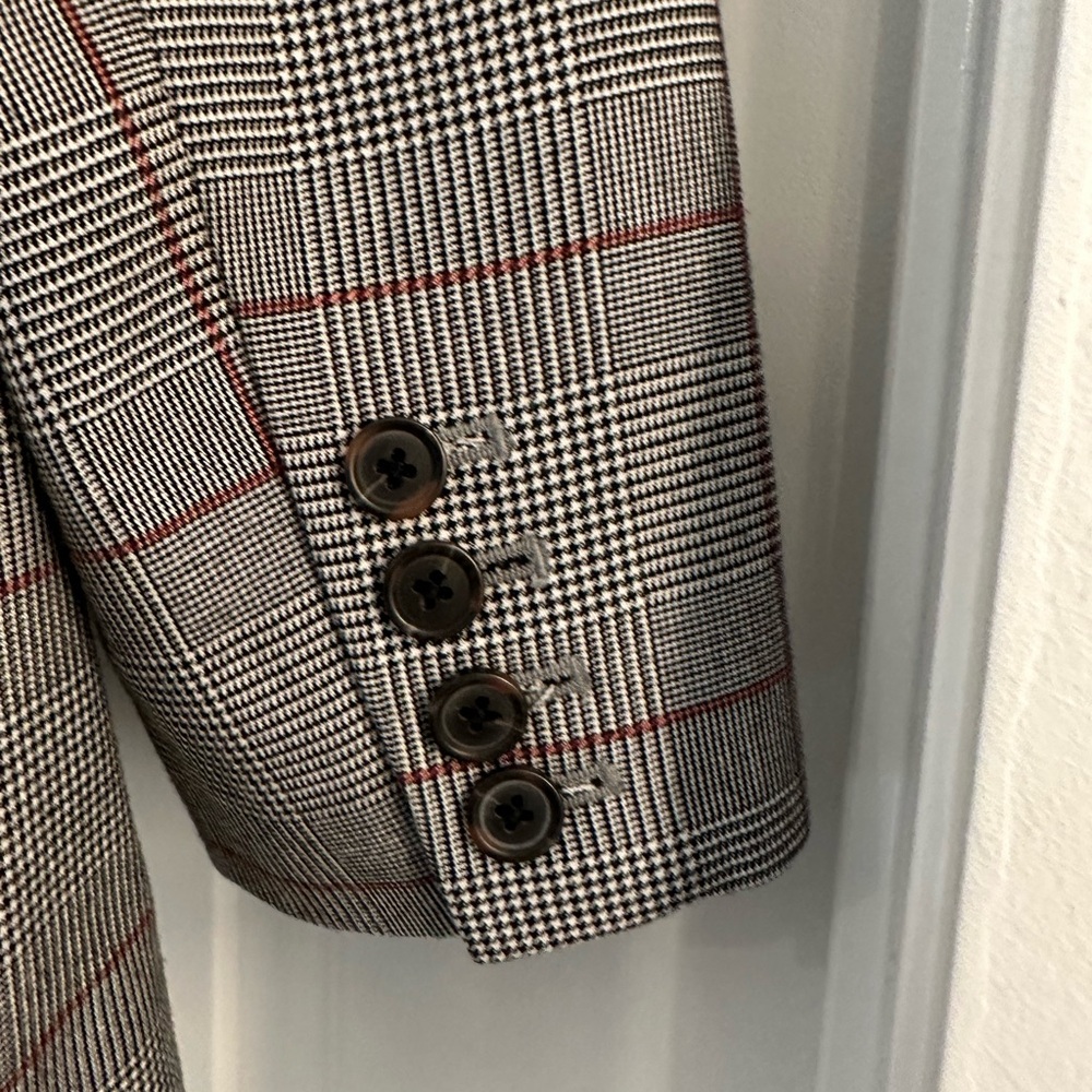 Gray, Black, White and Red Checkered Houndstooth Blazer, Size L - Picture 5 of 5